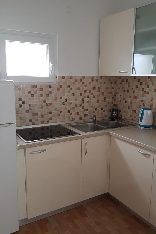Apartments With A Parking Space Novalja, Pag - 6504 Екстериор снимка